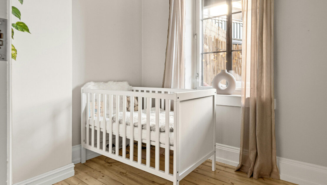 Adoptive Families Welcome Birth Mothers